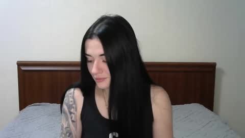 liana_diva online show from February 19, 2025, 7:48 pm