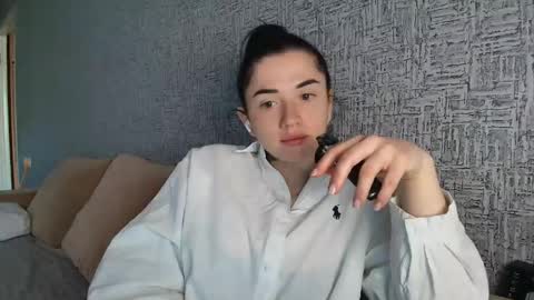 liana_diva online show from April 30, 2026, 10:54 am