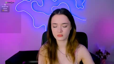 Snapshot of liana_kisses chatting on June 14, 2026, 6:32 pm Little Liana online show from June 14, 2026, 6:32 pm