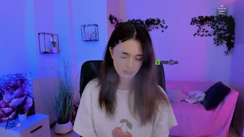 Snapshot of liana_kisses chatting on June 23, 2026, 7:01 pm Little Liana online show from June 23, 2026, 7:01 pm