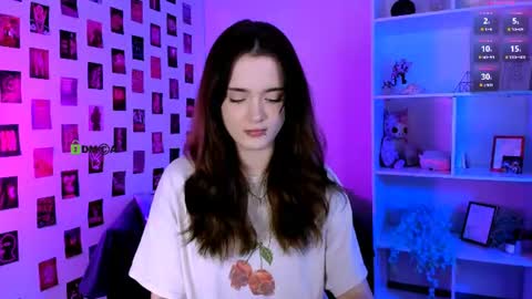 Snapshot of liana_kisses chatting on June 27, 2026, 6:46 pm Little Liana online show from June 27, 2026, 6:46 pm