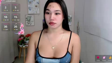 Snapshot of liane_mei chatting on June 15, 2026, 3:42 am Liane online show from June 15, 2026, 3:42 am