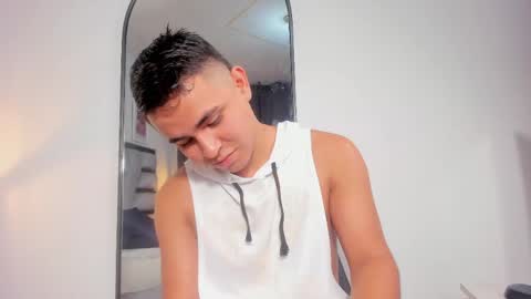 Snapshot of lianfox_ chatting on May 23, 2026, 12:31 pm lianfox_ online show from May 23, 2026, 12:31 pm