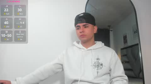 Snapshot of lianfox_ chatting on July 15, 2026, 12:54 pm lianfox_ online show from July 15, 2026, 12:54 pm