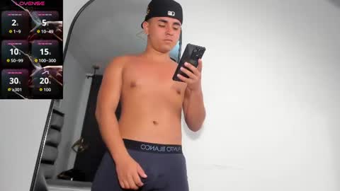 Snapshot of lianfox_ chatting on July 21, 2026, 12:40 pm lianfox_ online show from July 21, 2026, 12:40 pm