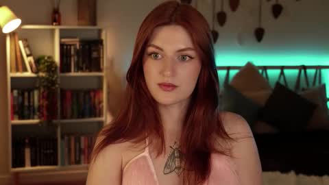 Lianna online show from March 13, 2026, 3:29 pm