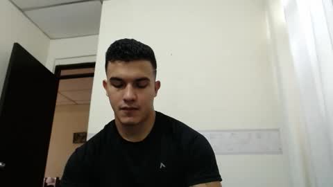 Liamstonne online show from May 4, 2026, 3:19 pm
