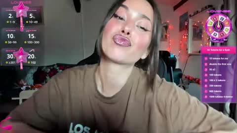 Snapshot of liaquinn chatting on October 22, 2025, 1:33 pm LiaQuinn online show from October 22, 2025, 1:33 pm