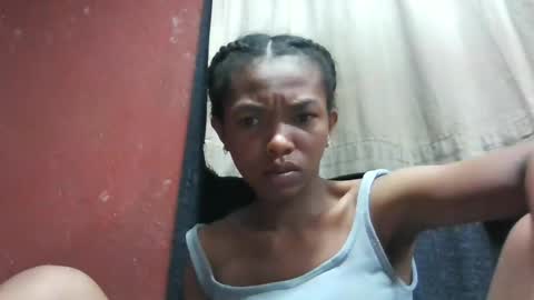 liaraisha online show from April 27, 2026, 2:42 am