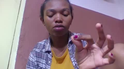 Snapshot of liaraisha chatting on July 24, 2026, 3:32 pm liaraisha online show from July 24, 2026, 3:32 pm