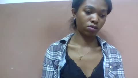 Snapshot of liaraisha chatting on July 26, 2026, 5:20 pm liaraisha online show from July 26, 2026, 5:20 pm
