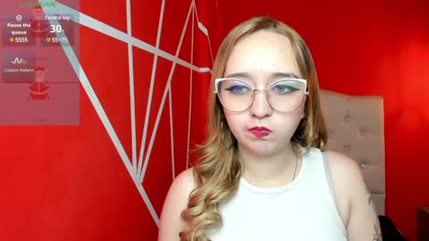 Lia Roberts online show from December 20, 2024, 12:27 pm