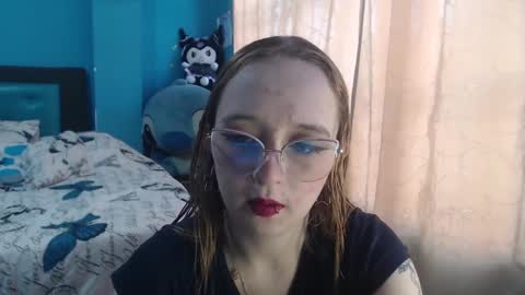 Lia Roberts online show from March 10, 2025, 12:04 pm