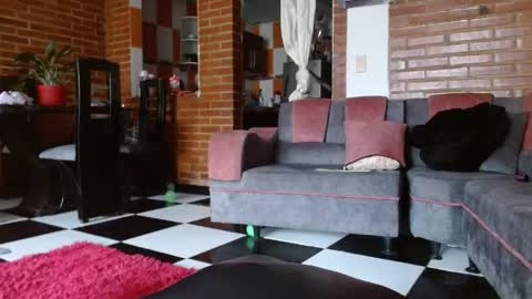 Snapshot of liarouse04 chatting on May 11, 2026, 12:55 pm Liarouse04 online show from May 11, 2026, 12:55 pm