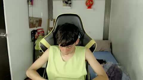 Snapshot of liarr_ chatting on June 10, 2026, 5:18 am LIAR online show from June 10, 2026, 5:18 am