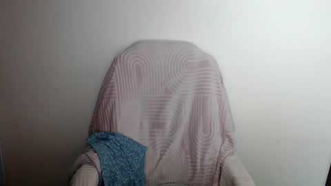 Lia online show from May 2, 2026, 12:32 pm