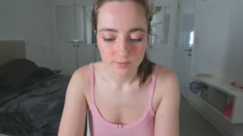 Snapshot of liasashax chatting on January 14, 2026, 2:44 pm Sasha online show from January 14, 2026, 2:44 pm