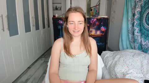 Sasha online show from April 25, 2026, 1:41 pm