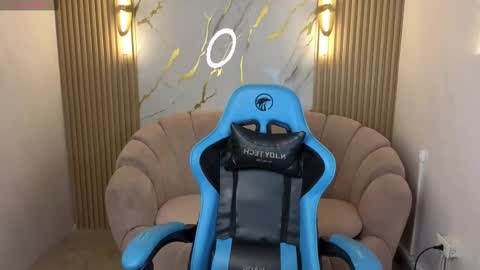 Snapshot of liat_hoz chatting on October 3, 2025, 3:14 am Dani online show from October 3, 2025, 3:14 am