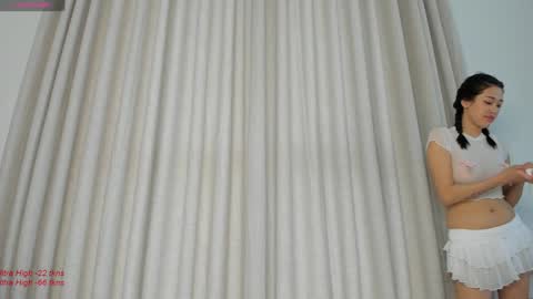 Snapshot of liavee chatting on January 15, 2025, 3:33 am Lia online show from January 15, 2025, 3:33 am