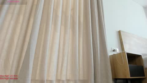 Snapshot of liavee chatting on February 8, 2025, 5:29 am Lia online show from February 8, 2025, 5:29 am