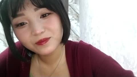 Molly online show from April 15, 2026, 3:41 pm