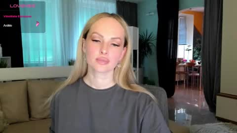 Snapshot of libby_nora chatting on December 2, 2024, 11:45 am Libby online show from December 2, 2024, 11:45 am