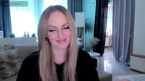 Snapshot of libby_nora chatting on February 27, 2025, 9:32 am Libby online show from February 27, 2025, 9:32 am