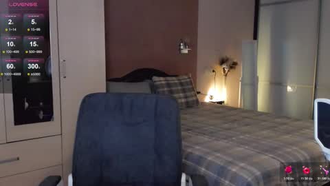 Snapshot of libby_nora chatting on November 6, 2025, 10:27 am Libby online show from November 6, 2025, 10:27 am