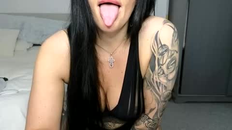 Snapshot of libbyloveheartx chatting on February 5, 2025, 8:14 pm Libby online show from February 5, 2025, 8:14 pm