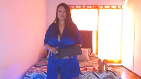 Snapshot of licy_klein chatting on July 28, 2026, 9:36 pm Isa online show from July 28, 2026, 9:36 pm