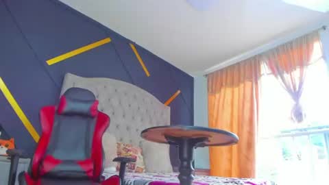 licyevans1 online show from July 26, 2026, 12:56 pm