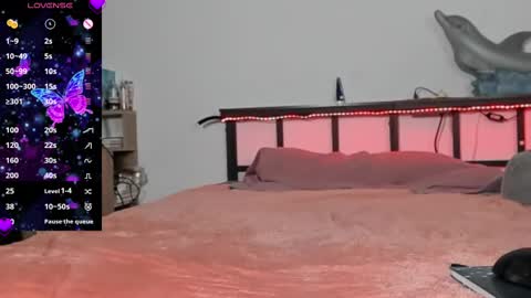 Snapshot of liebesophie chatting on February 17, 2025, 8:04 pm Sophie online show from February 17, 2025, 8:04 pm