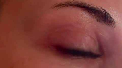 Snapshot of lierie chatting on February 10, 2026, 12:53 pm its my birthday today so im offline but id be so happy if you felt like sending me a birthday love while im away online show from February 10, 2026, 12:53 pm