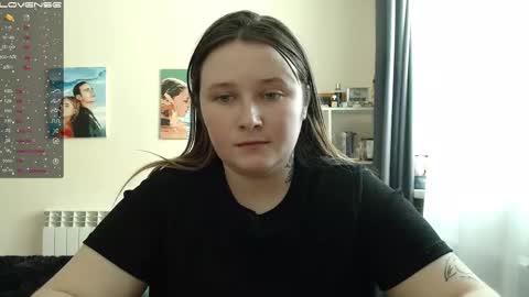Snapshot of light_lunaa chatting on February 23, 2025, 9:00 am light_lunaa online show from February 23, 2025, 9:00 am