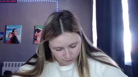 Snapshot of light_lunaa chatting on October 12, 2025, 7:51 am light_lunaa online show from October 12, 2025, 7:51 am