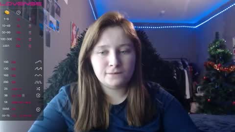 Snapshot of light_lunaa chatting on January 5, 2026, 5:27 pm light_lunaa online show from January 5, 2026, 5:27 pm