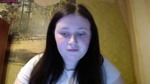 Snapshot of light_lunaa chatting on May 20, 2026, 4:13 pm light_lunaa online show from May 20, 2026, 4:13 pm