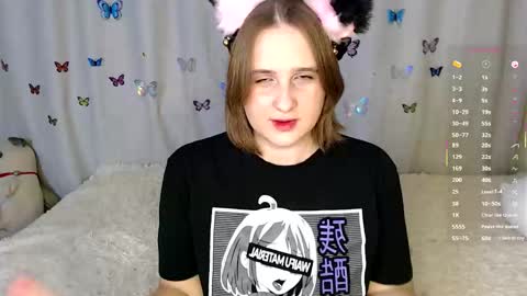 Snapshot of lightnea chatting on November 21, 2025, 1:43 pm Nea online show from November 21, 2025, 1:43 pm