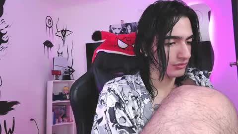 Snapshot of lightning_ezio chatting on December 19, 2025, 4:19 am Ezio online show from December 19, 2025, 4:19 am