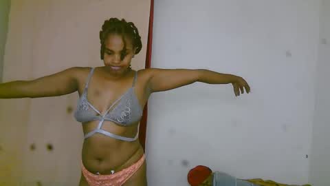 Snapshot of lightskin_maria chatting on May 29, 2026, 7:12 pm Maria online show from May 29, 2026, 7:12 pm