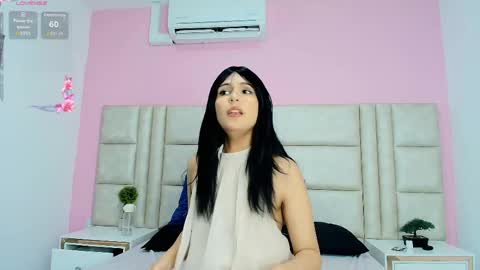 Snapshot of liia_collins chatting on June 8, 2026, 4:51 pm Lia online show from June 8, 2026, 4:51 pm