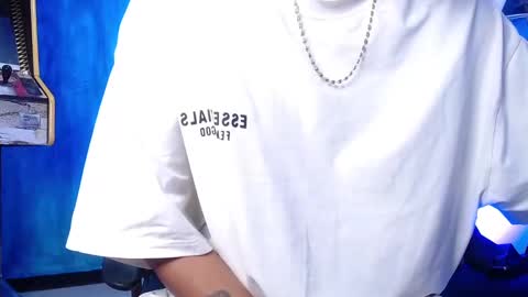 Snapshot of liiaam_lee_ chatting on December 24, 2024, 12:55 pm Daniel online show from December 24, 2024, 12:55 pm