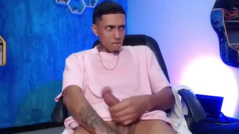 Snapshot of liiaam_lee_ chatting on January 10, 2025, 3:48 pm Daniel online show from January 10, 2025, 3:48 pm