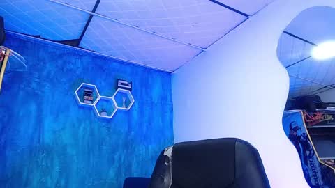 Snapshot of liiaam_lee_ chatting on January 24, 2025, 3:34 pm Daniel online show from January 24, 2025, 3:34 pm