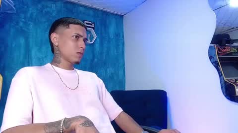 Snapshot of liiaam_lee_ chatting on February 1, 2025, 1:09 pm Daniel online show from February 1, 2025, 1:09 pm