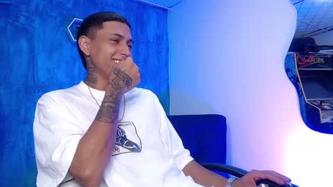 Snapshot of liiaam_lee_ chatting on February 7, 2025, 1:32 pm Daniel online show from February 7, 2025, 1:32 pm