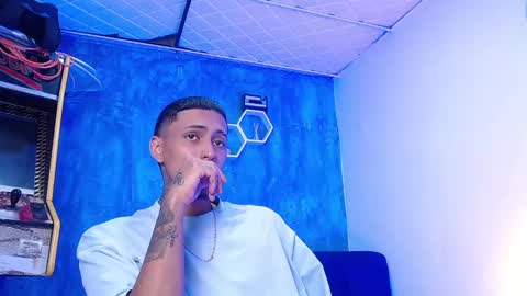 Snapshot of liiaam_lee_ chatting on February 10, 2025, 3:32 pm Daniel online show from February 10, 2025, 3:32 pm