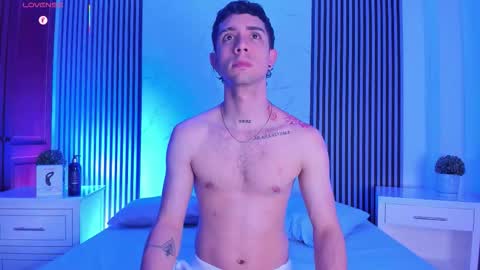 L I I A M online show from March 20, 2026, 12:04 am