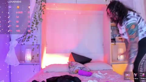         online show from February 3, 2026, 11:54 pm